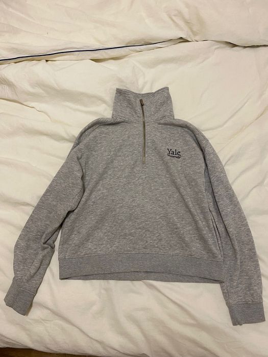 Сива блуза на H&M