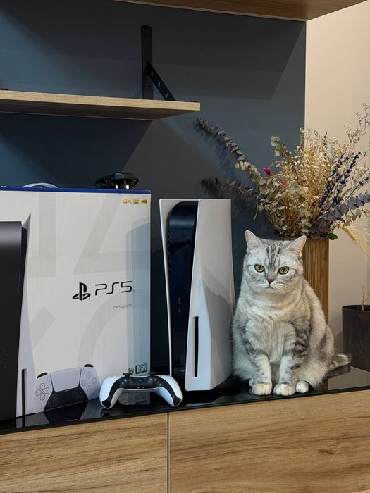Sony PlayStation 5 PS5 Disc Edition + 3 игры