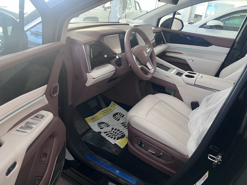 BYD XIA DM-I 180km