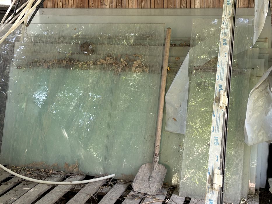 Стекла и рамки для них