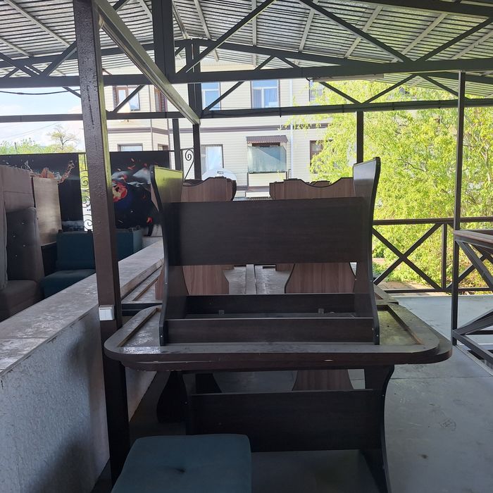 Мебель ,столы диваны пуфики