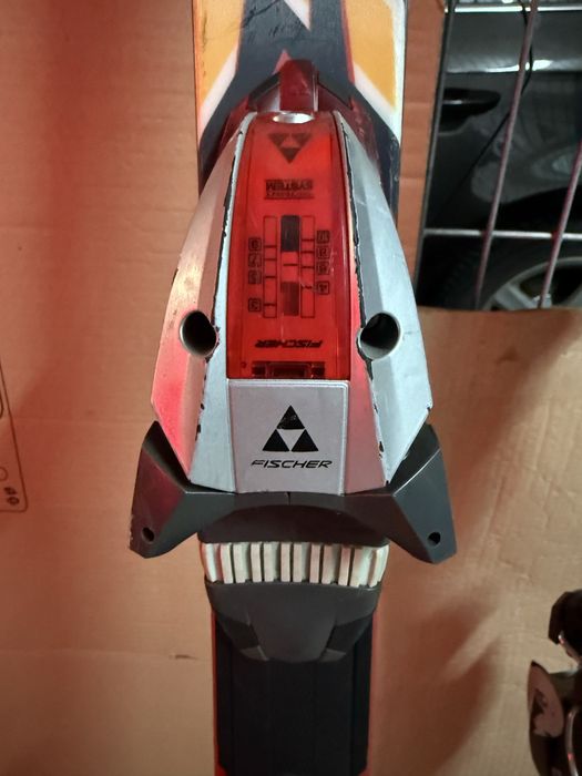 Fisher ски 165 сантиметра