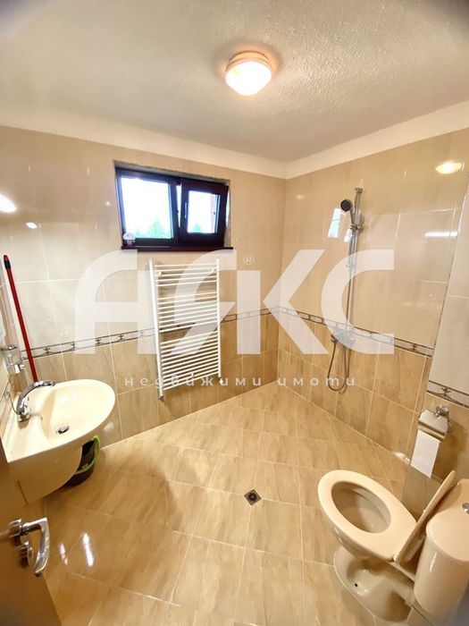 Дава се под наем Етаж от къща в София, Требич - 100 кв.м за 757.86 € - Снимка #5