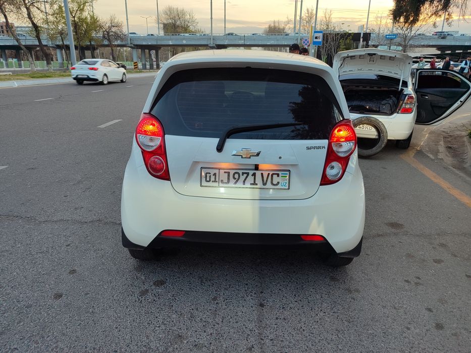 Chevrolet Spark 2-pozitsiya EURO sotiladi!