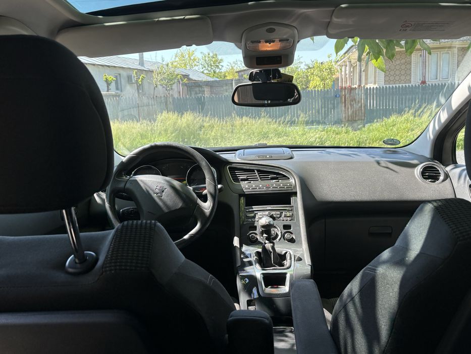 Vand peugeot 2010