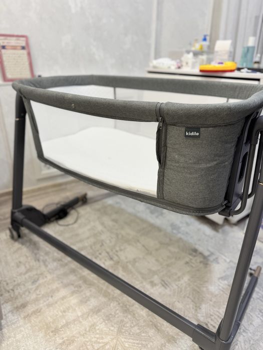 Продам детскую кроватку Kidilo