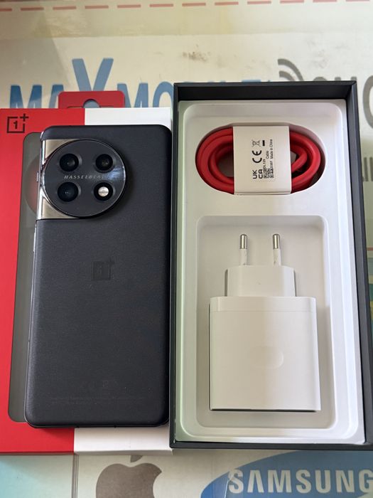 One Plus 11 - 128 GB / Black / Full Box / Husa Originala Bonus !