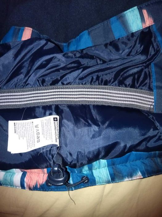 Зимно яке за waterproof mountain warehouse