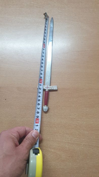 Меч сабя нож острие