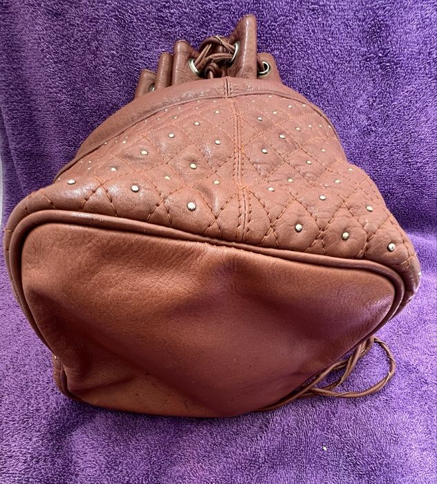 Geanta mica din piele de culoare maro de la Kane M