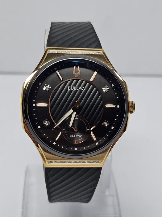 Bulova CURV Diamond 98R239.