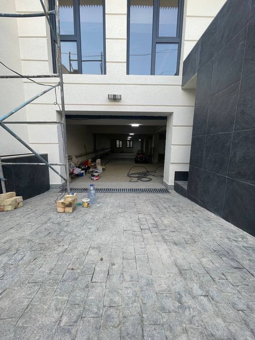 Продается 2 дома, ориентир: Циолковский, 3 сотки 550м²