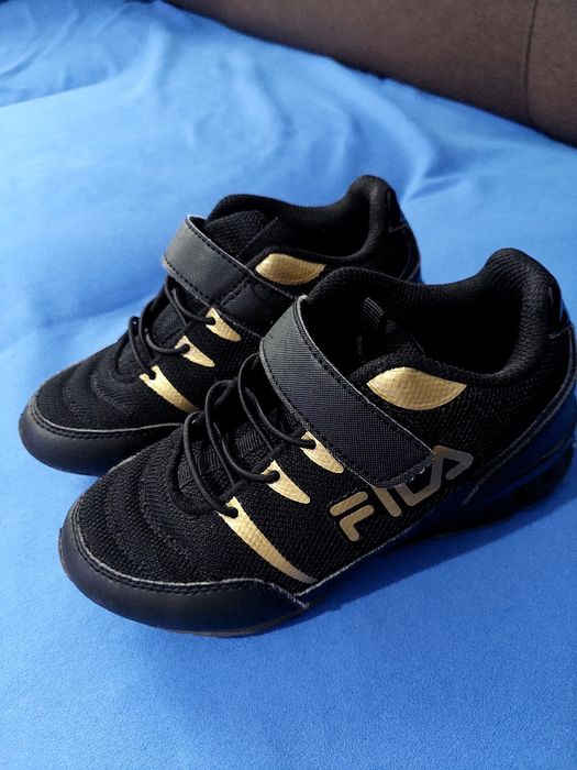 Incaltarile nr 30 Fila