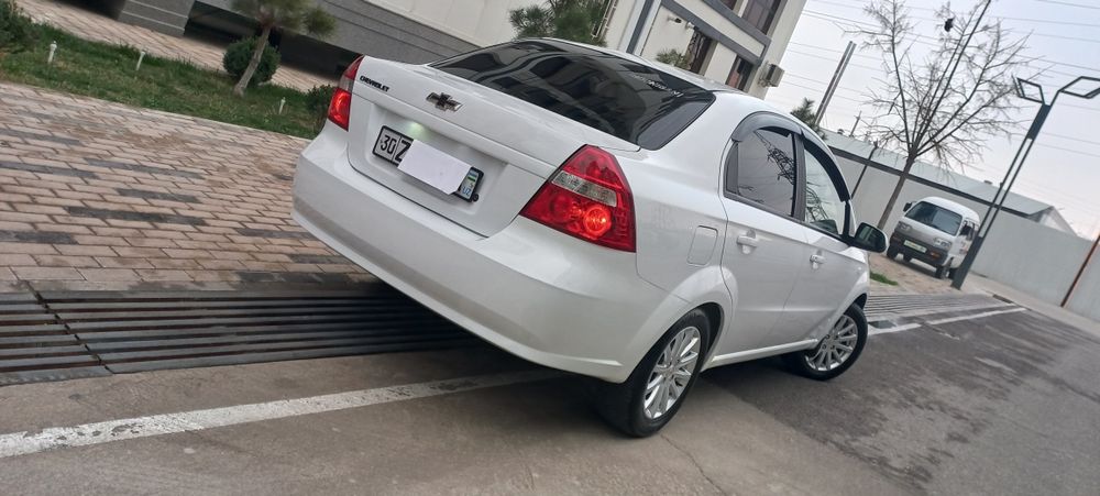 Продаю Nexia 3 .Машина своя