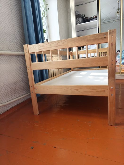 Кровать две штуки за 10000