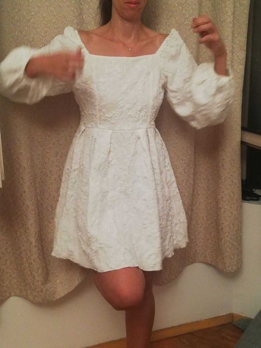 Бяла рокля Шейн ( Shein ) Нова L