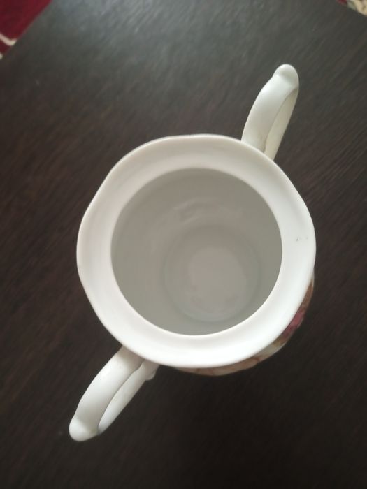 Продам Сахарница 1000тенге.