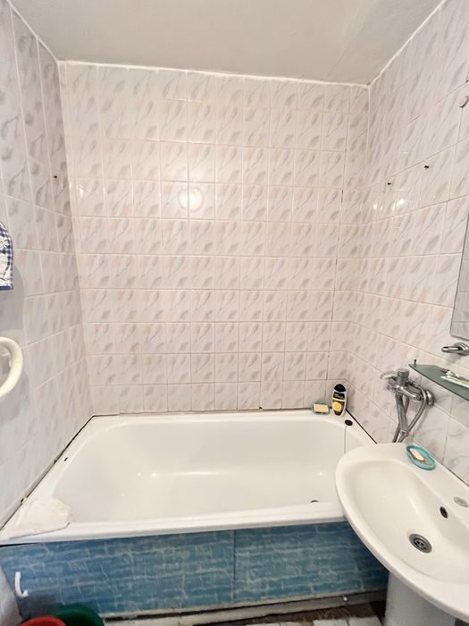 Продам 2 комн квартиру