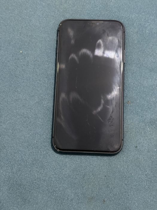 Iphone 11 128gb 73akb