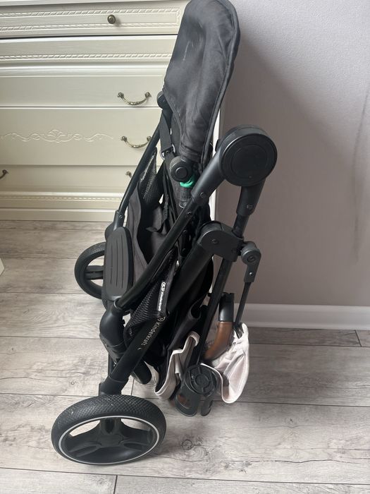 Коляска Kinderkraft