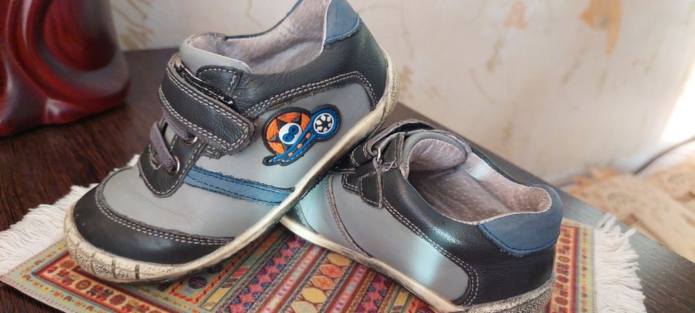 Продаю обувь на мальчика