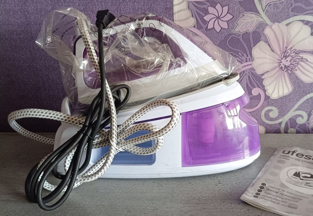 Парна станция за сухо и вертикално гладене