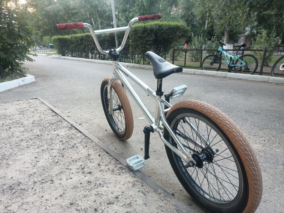 Трюковой велосиред BUSTER BMX 14