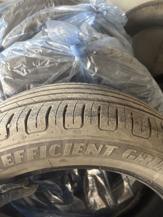 Летние шины GoodYear 215/55R17