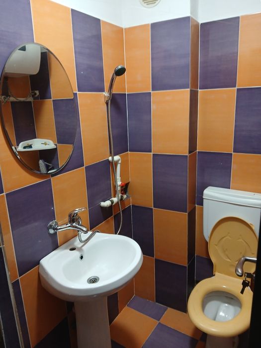 Închiriez garsonieră confort 2