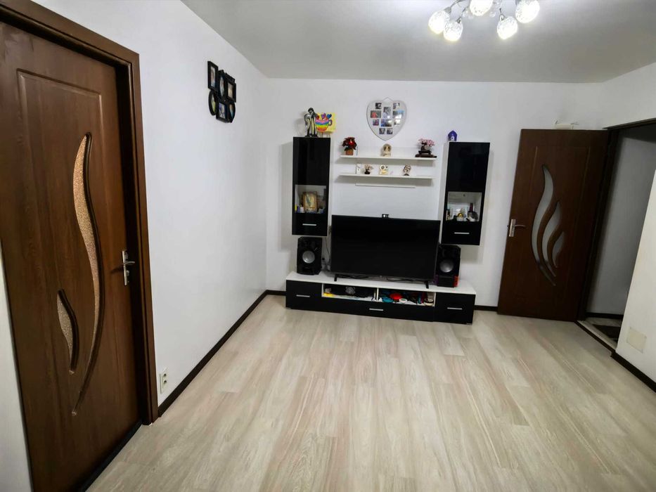 Apartament 3 camere cu 2 locuri de parcare