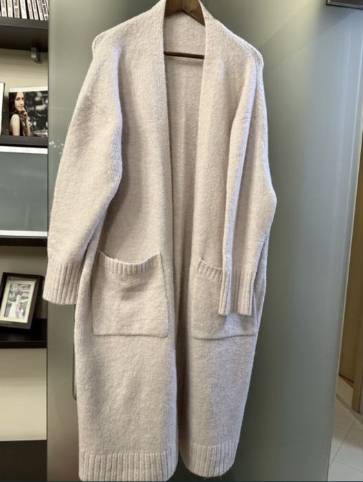 Дьлга светлорозова жилетка ZARA