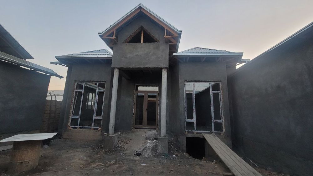 Срочно!!Продаёться дом каробка.