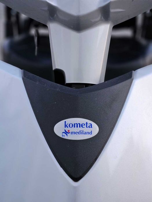 scuter, cărucior electric, pentru persoane handicap, cu acoperiș