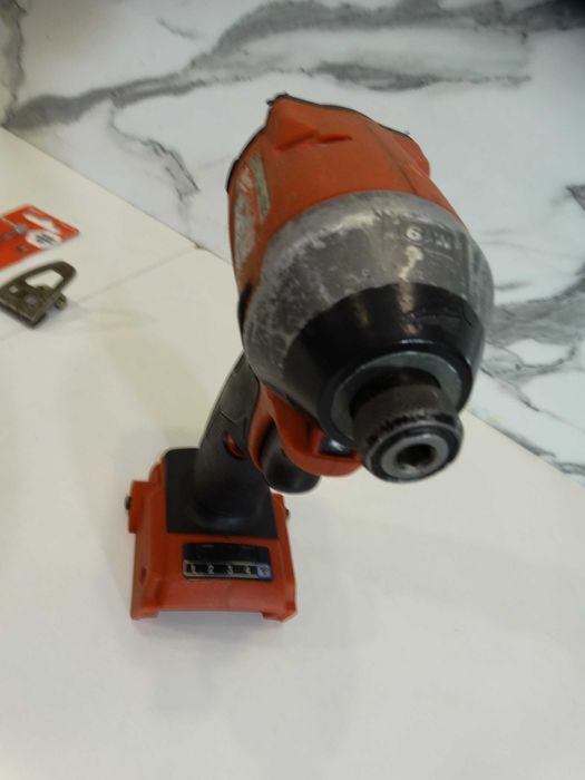 Milwaukee M18 FID 2 - Импакт драйвер