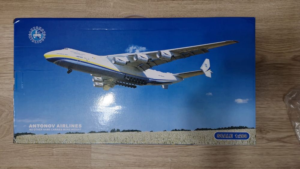 Модель самолёта Ан-225 Мрия, масштаб 1/200, 42 см