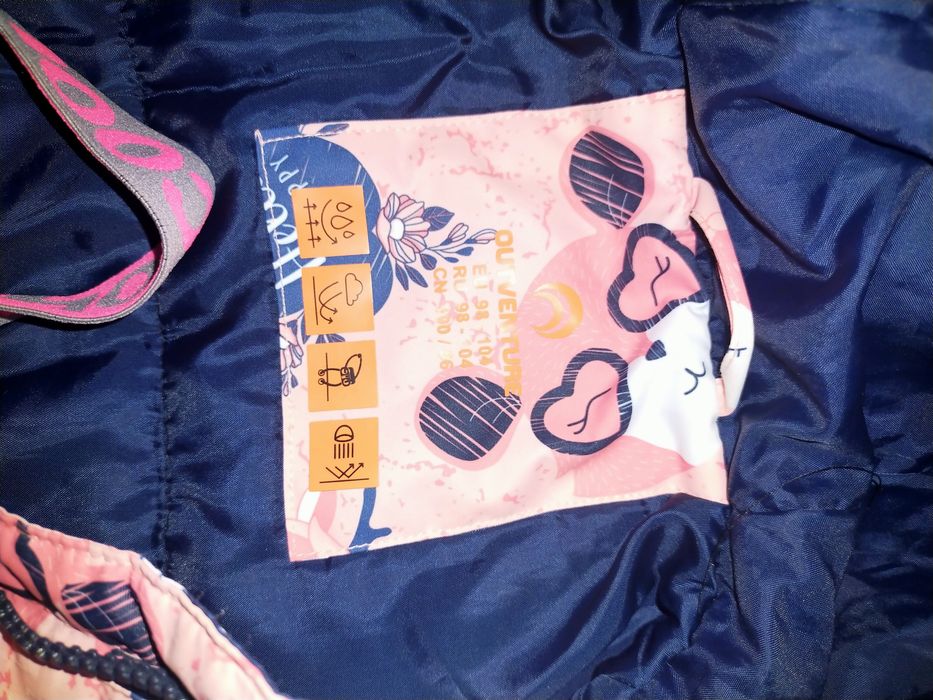 Демисезонная куртка для девочки