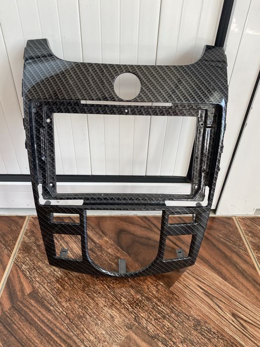 Kia forte manitor ramka