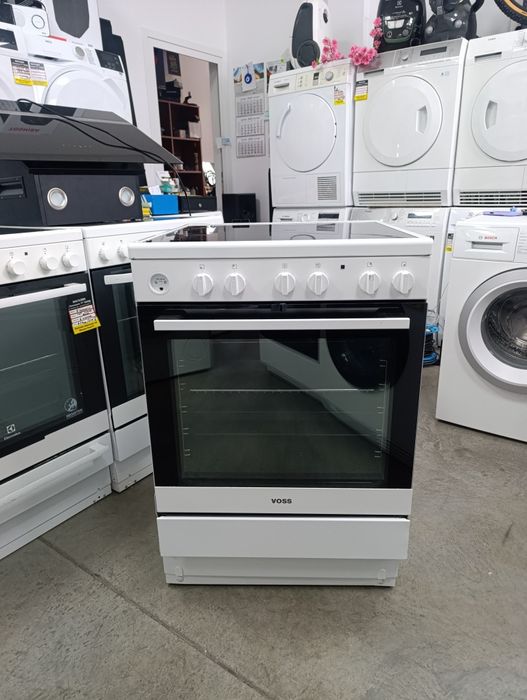 ГОТВАРСКА Печка с керамичен плот Electrolux VOSS