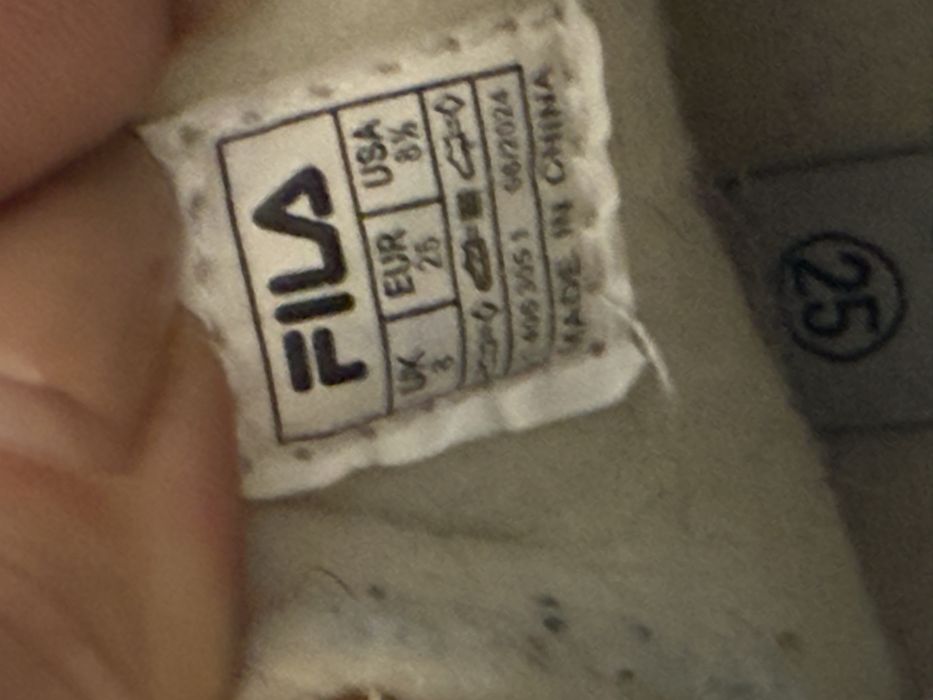Боти fila 25 номер