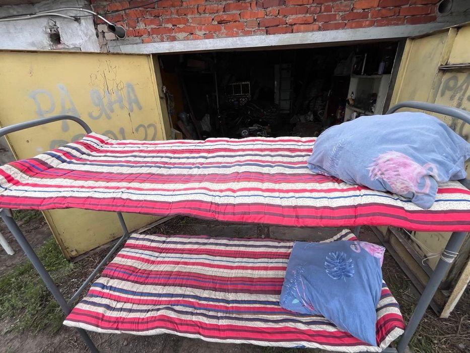 Продам  2х ярустные кровати