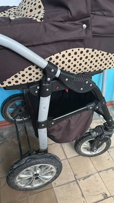 Коляска детская состояние нормальное