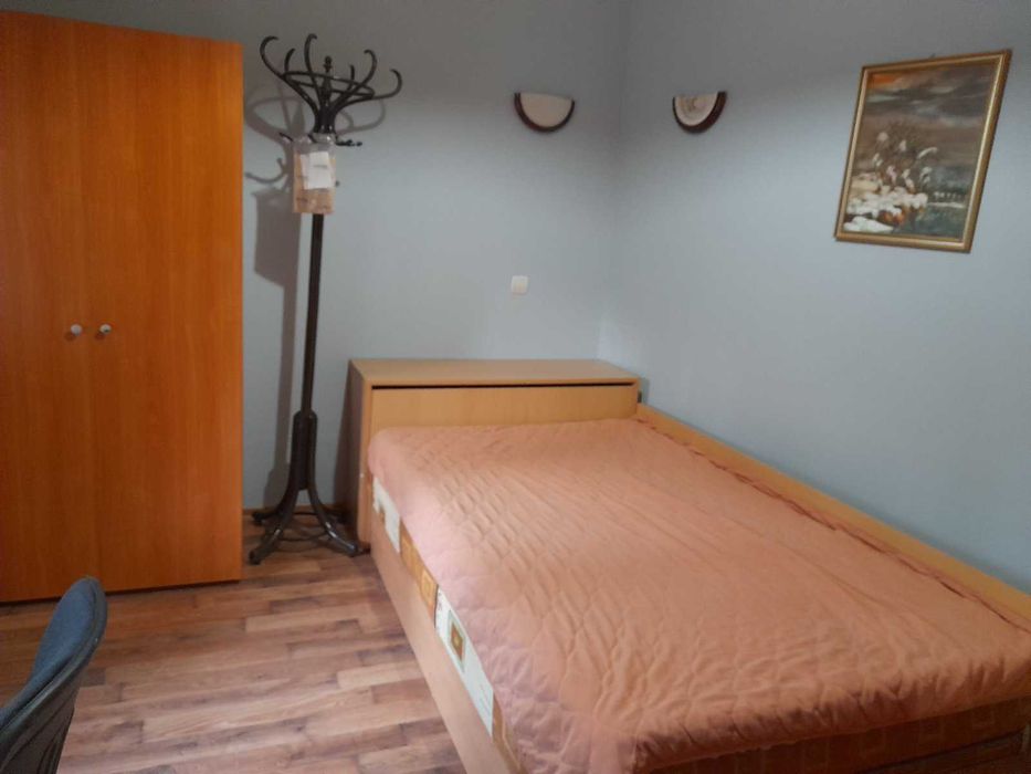 Дава се под наем Къща в Добрич, Център - 40 кв.м за 178.5 € - Снимка #7