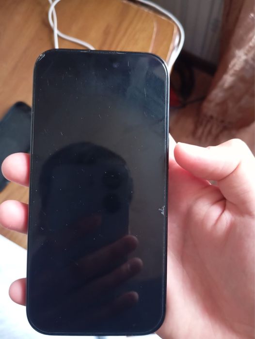 Айфон 15 аккумулятор 93