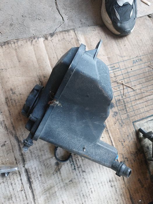 Казанче антифриз е90 е91 бмв  2.0д 177кс bmw e90 e91 2.0d