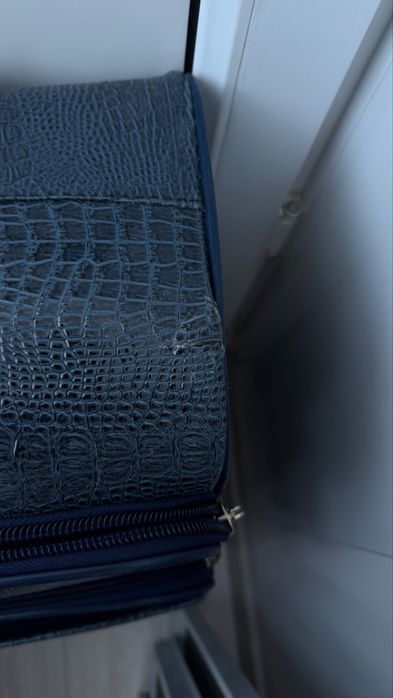 Чемодан большой