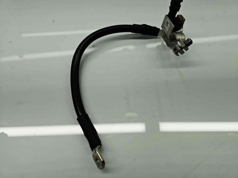 Borna baterie (-)  AUDI A4 (8K2, B8) [Fabr 2008-2015] 8T0915181