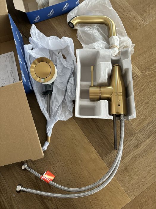 Baterie Auriu Satinat lavoar - Grohe Essence Brushed Cool Sunrise