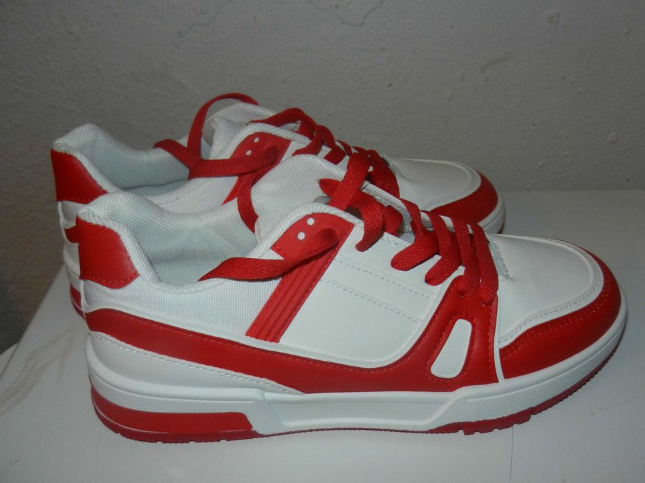 Adidași pull bear 39,41