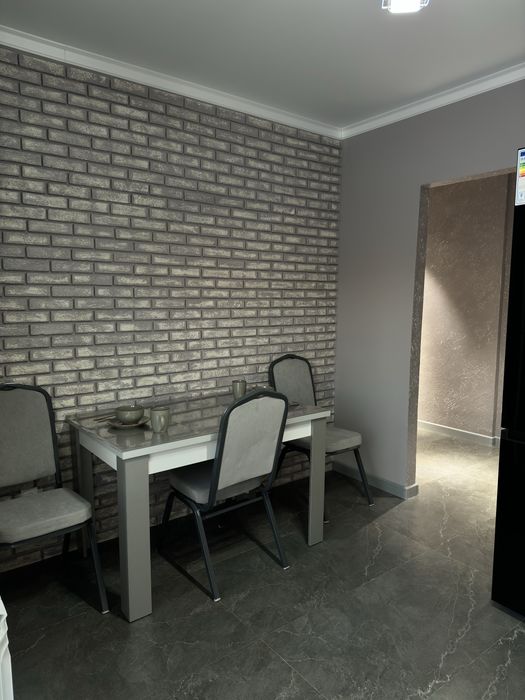 Сдам 1 ком кв люкс