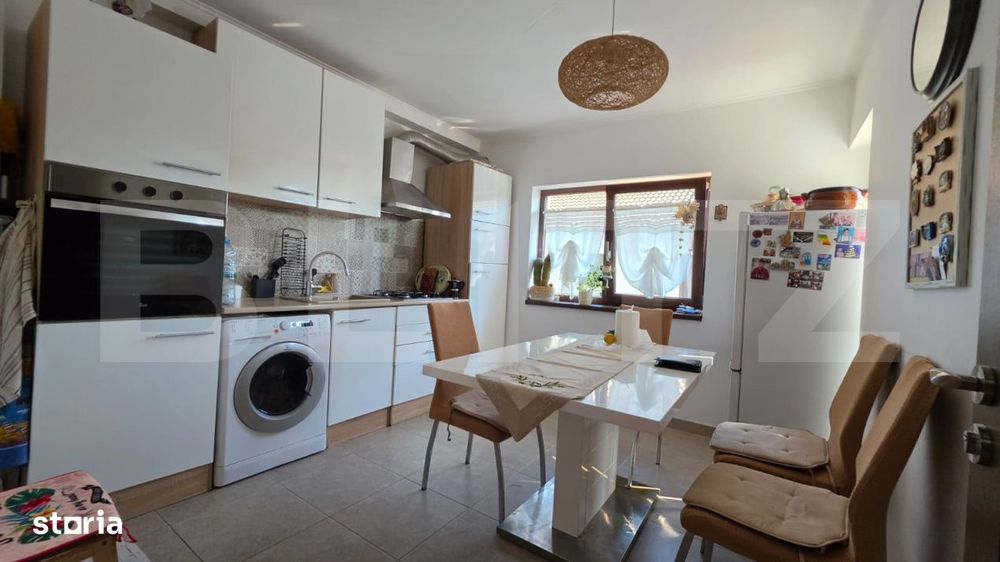 Apartament 3 camere, 68 mp, loc parcare, zona Giroc